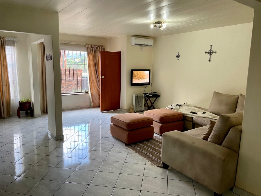 3 Bedroom Property for Sale in Monument Park Gauteng
