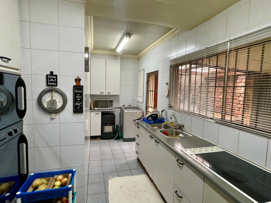 3 Bedroom Property for Sale in Monument Park Gauteng