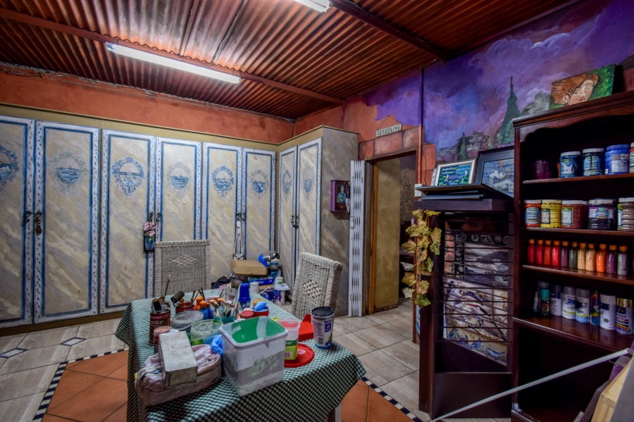10 Bedroom Property for Sale in Winternest Gauteng