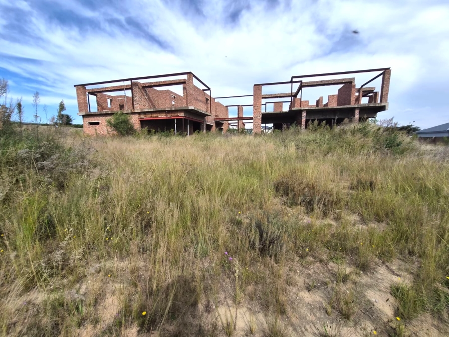 5 Bedroom Property for Sale in Blue Hills Equestrian Estate Gauteng