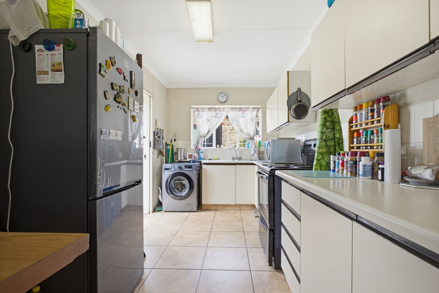 3 Bedroom Property for Sale in Illiondale Gauteng