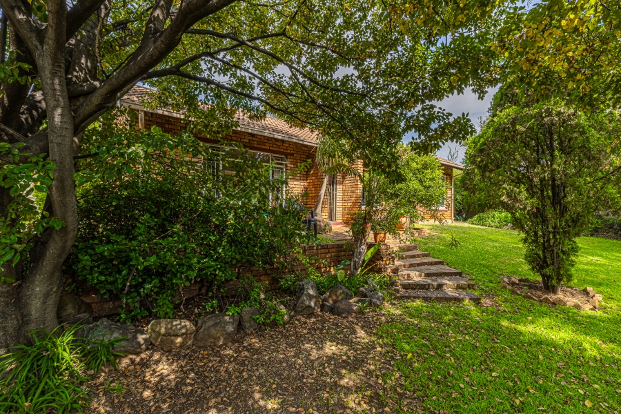 3 Bedroom Property for Sale in Illiondale Gauteng