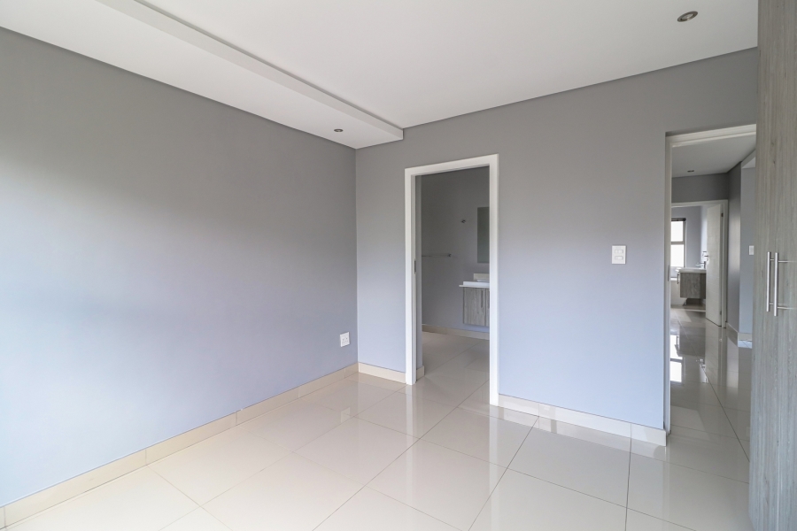 To Let 2 Bedroom Property for Rent in Broadacres Gauteng