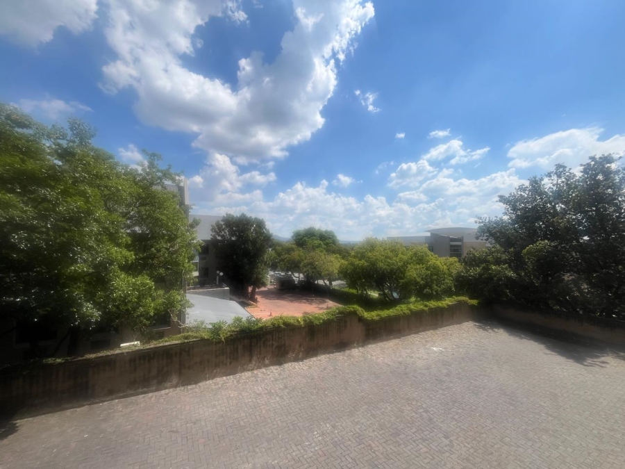 To Let 1 Bedroom Property for Rent in Ferndale Gauteng