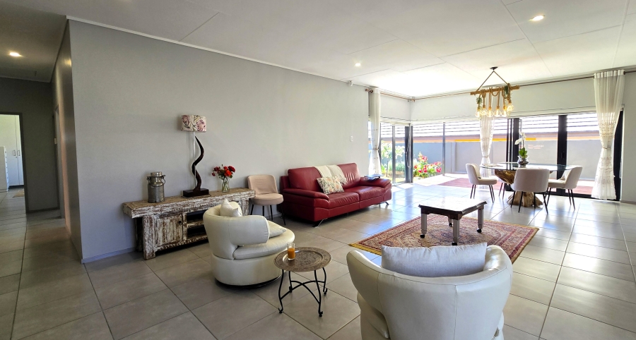 4 Bedroom Property for Sale in Amberfield Gauteng