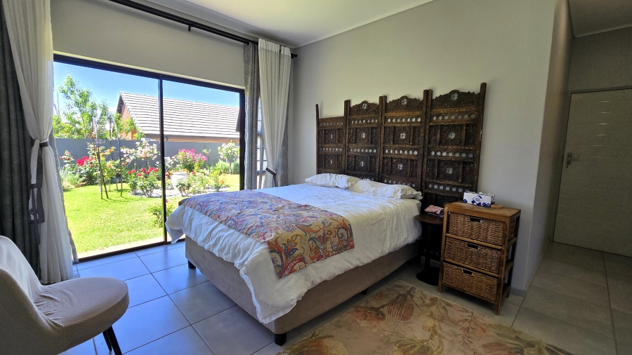 4 Bedroom Property for Sale in Amberfield Gauteng