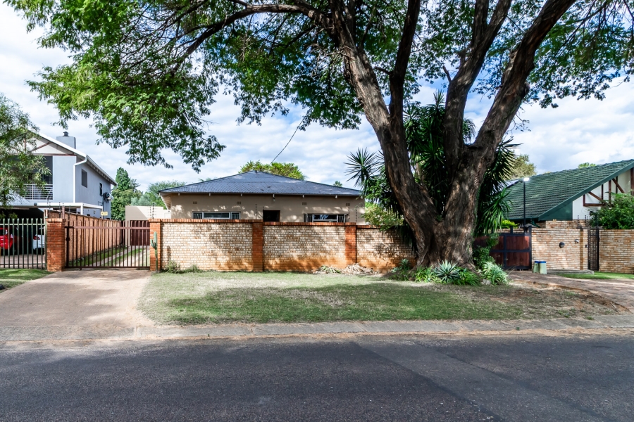 3 Bedroom Property for Sale in Rietfontein Gauteng