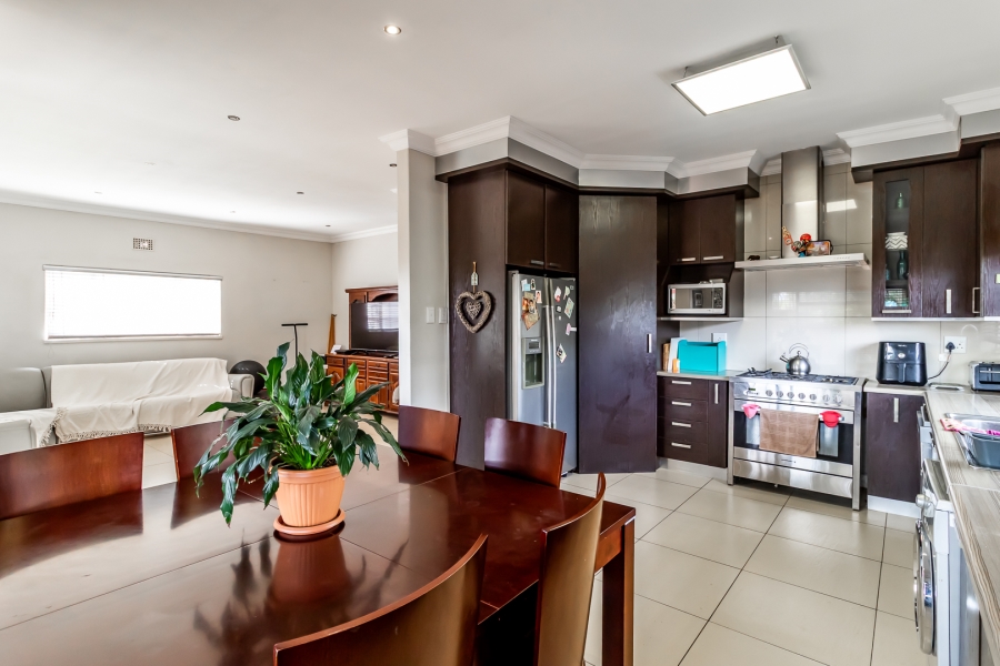 3 Bedroom Property for Sale in Rietfontein Gauteng