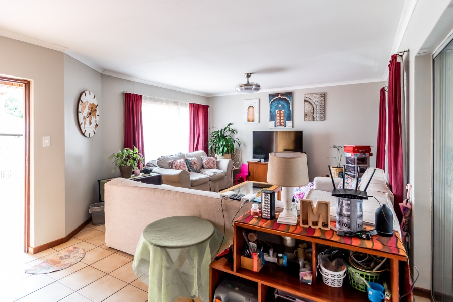 3 Bedroom Property for Sale in Waverley Gauteng