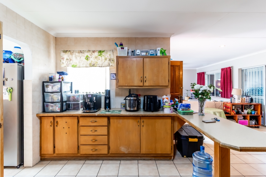 3 Bedroom Property for Sale in Waverley Gauteng