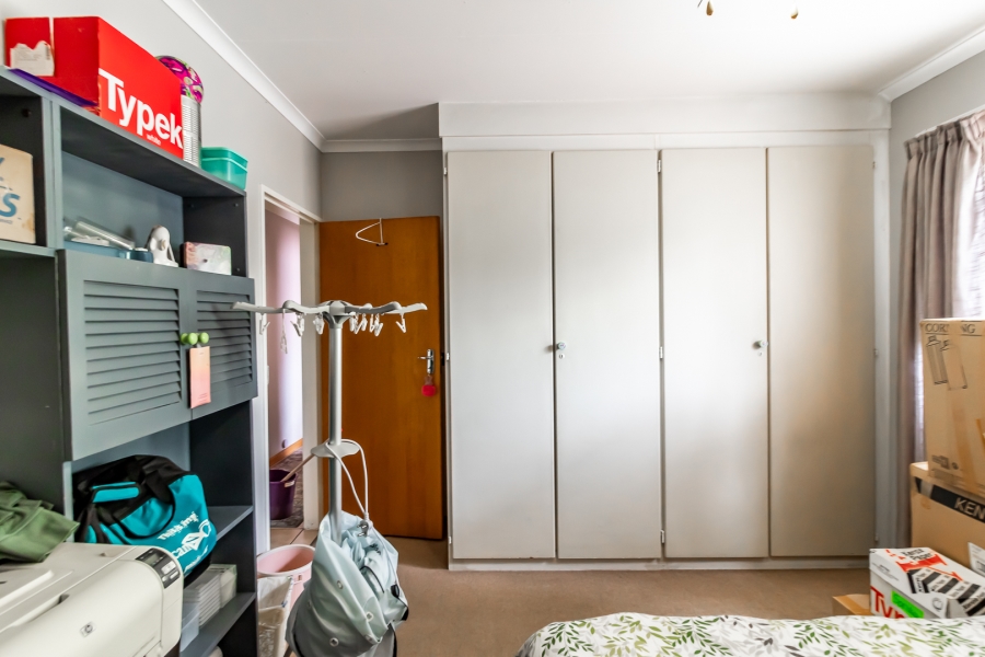 3 Bedroom Property for Sale in Waverley Gauteng