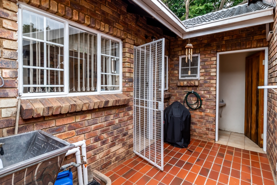 3 Bedroom Property for Sale in Waverley Gauteng