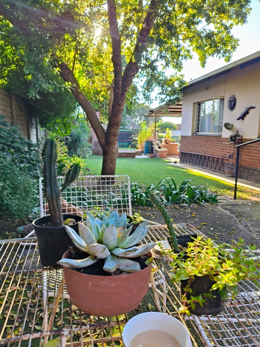 4 Bedroom Property for Sale in East Lynne Gauteng