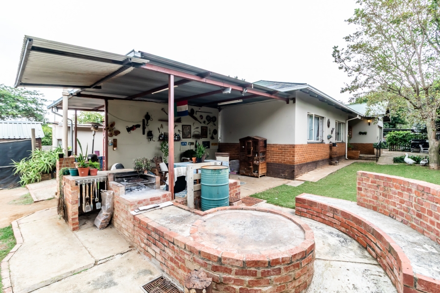 4 Bedroom Property for Sale in East Lynne Gauteng