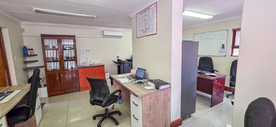 4 Bedroom Property for Sale in Magalieskruin Gauteng