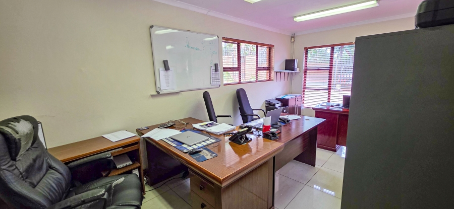 4 Bedroom Property for Sale in Magalieskruin Gauteng