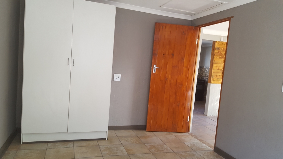 To Let 1 Bedroom Property for Rent in Rietfontein Gauteng