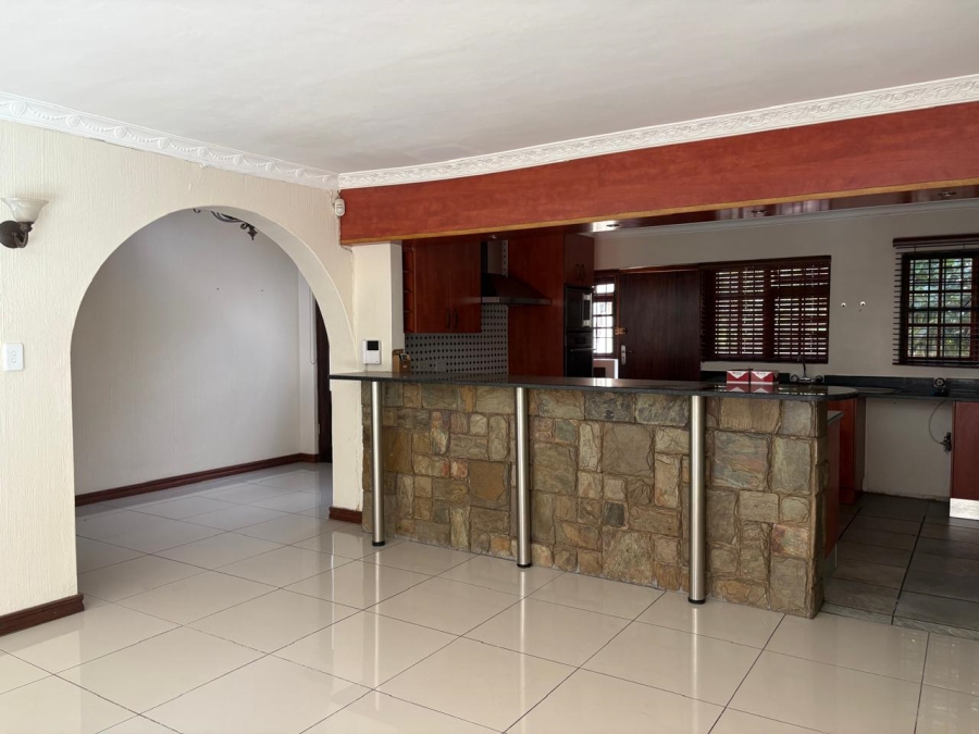 4 Bedroom Property for Sale in Waterkloof Gauteng