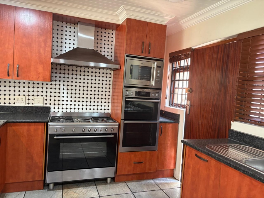 4 Bedroom Property for Sale in Waterkloof Gauteng
