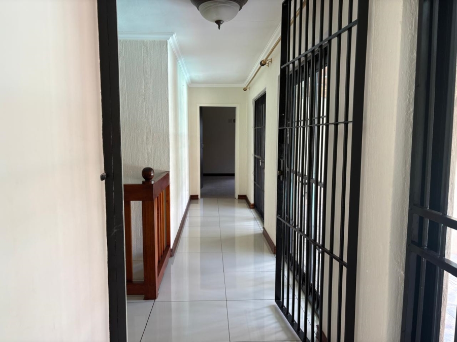 4 Bedroom Property for Sale in Waterkloof Gauteng