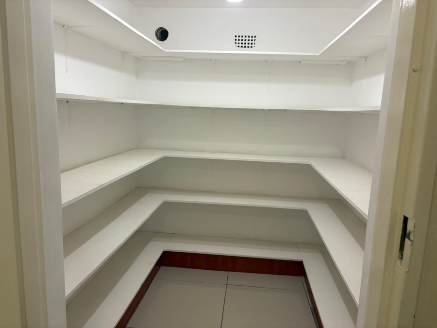 4 Bedroom Property for Sale in Waterkloof Gauteng