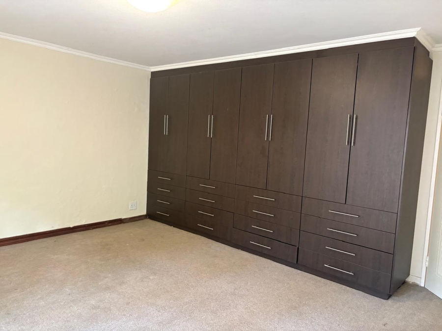 4 Bedroom Property for Sale in Waterkloof Gauteng