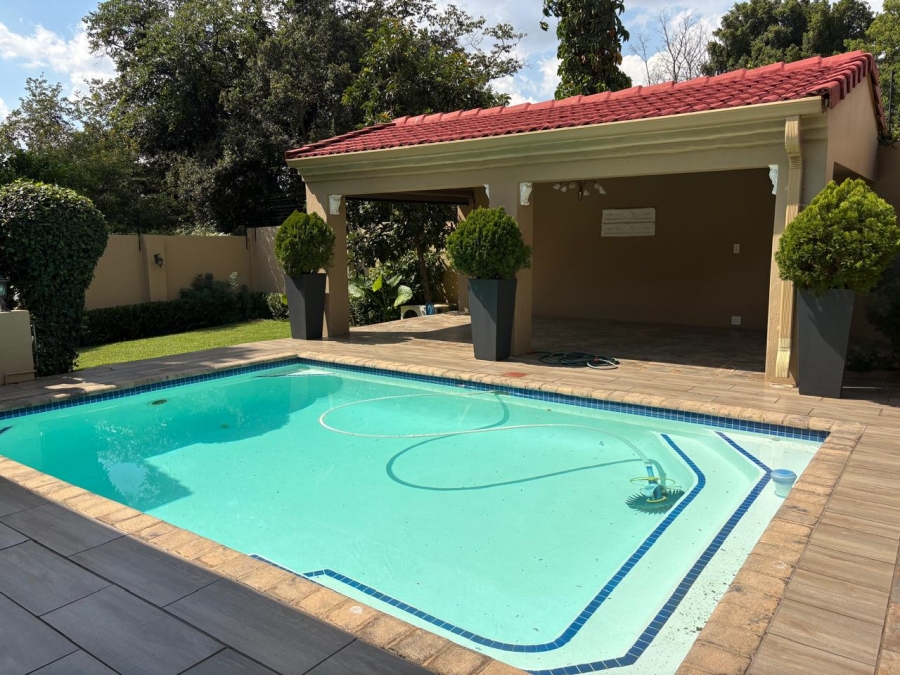 4 Bedroom Property for Sale in Waterkloof Gauteng