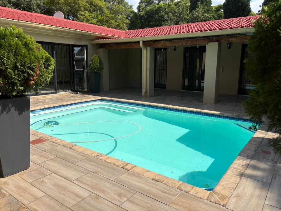 4 Bedroom Property for Sale in Waterkloof Gauteng