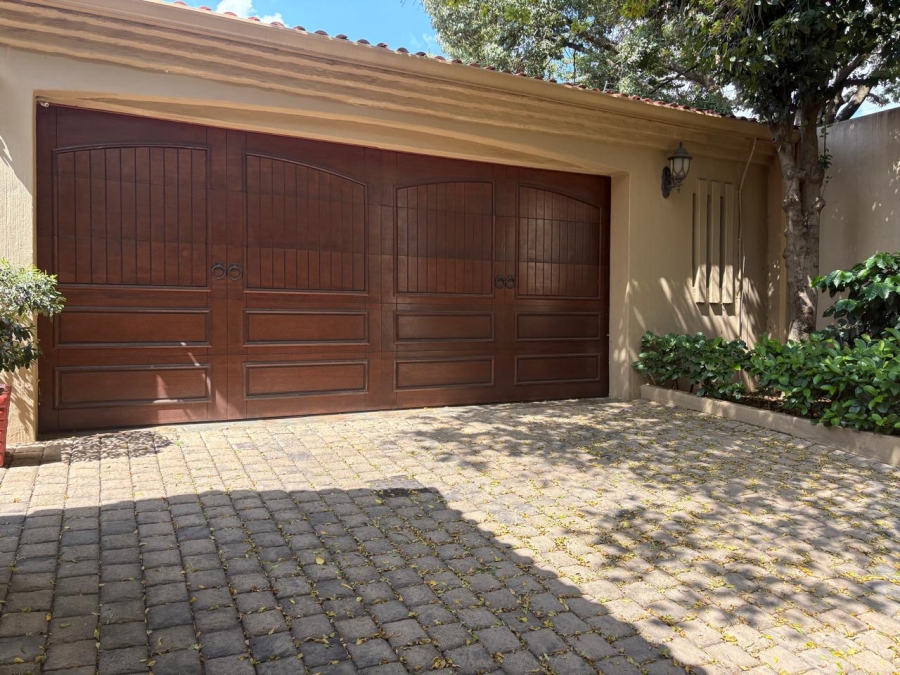 4 Bedroom Property for Sale in Waterkloof Gauteng