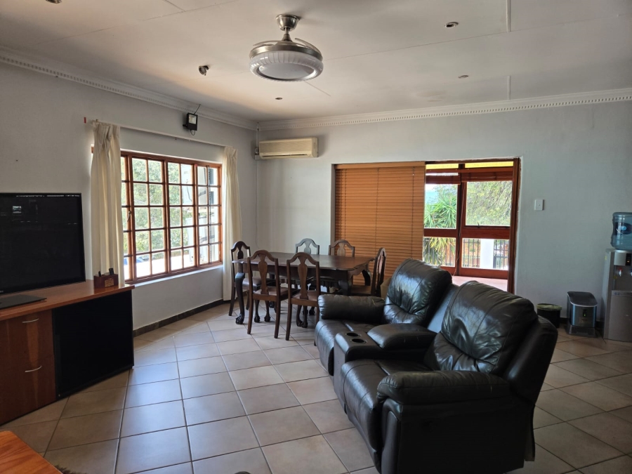 3 Bedroom Property for Sale in Mountain View Gauteng