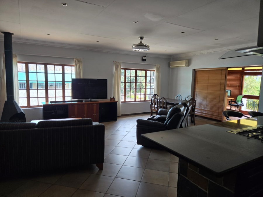 3 Bedroom Property for Sale in Mountain View Gauteng