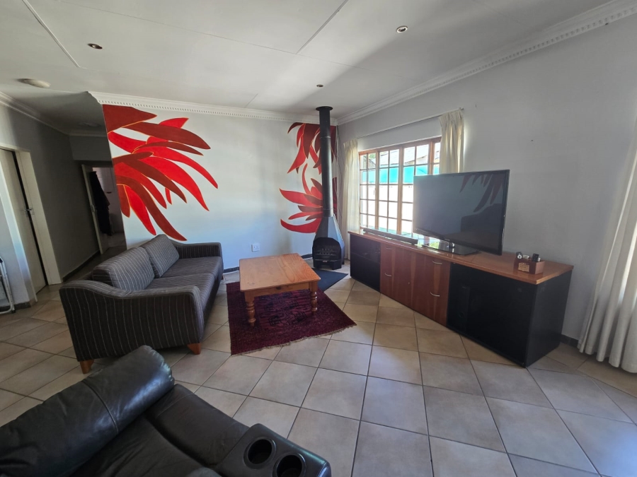 3 Bedroom Property for Sale in Mountain View Gauteng