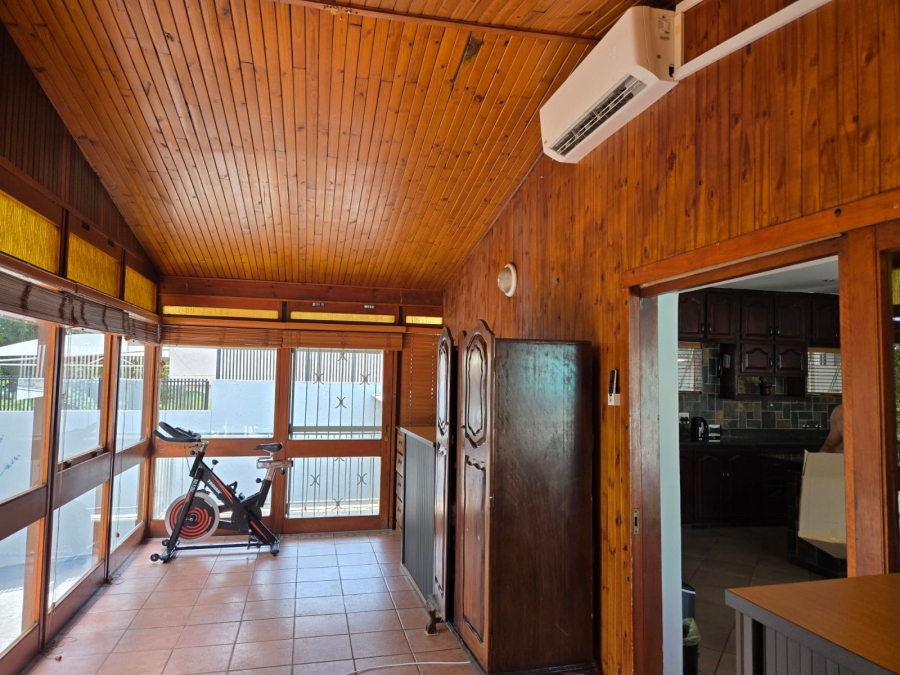 3 Bedroom Property for Sale in Mountain View Gauteng