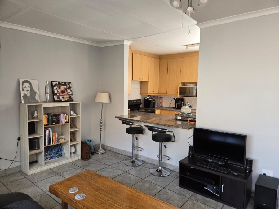 3 Bedroom Property for Sale in Mountain View Gauteng