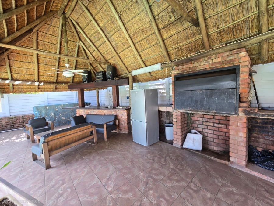 3 Bedroom Property for Sale in Mountain View Gauteng