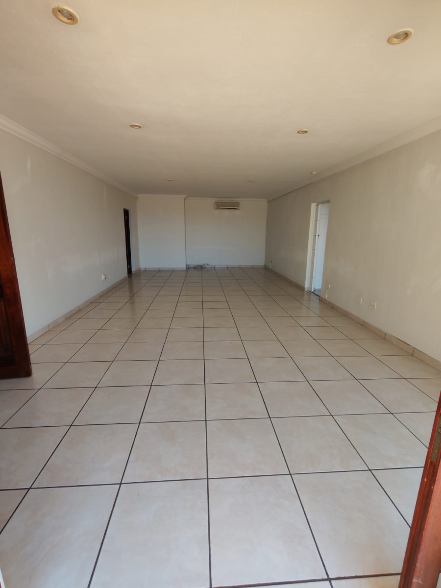 5 Bedroom Property for Sale in Waterkloof Ridge Gauteng