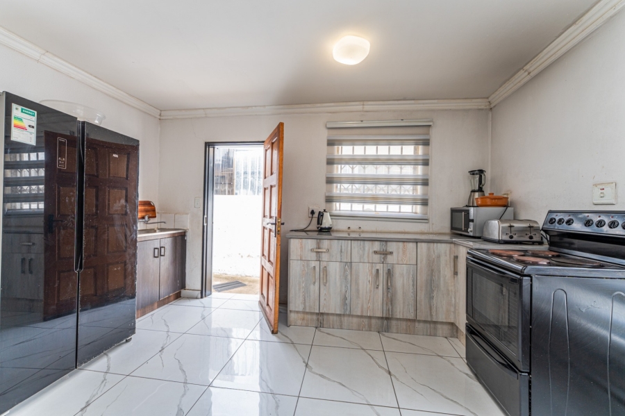 To Let 4 Bedroom Property for Rent in Mindalore Gauteng