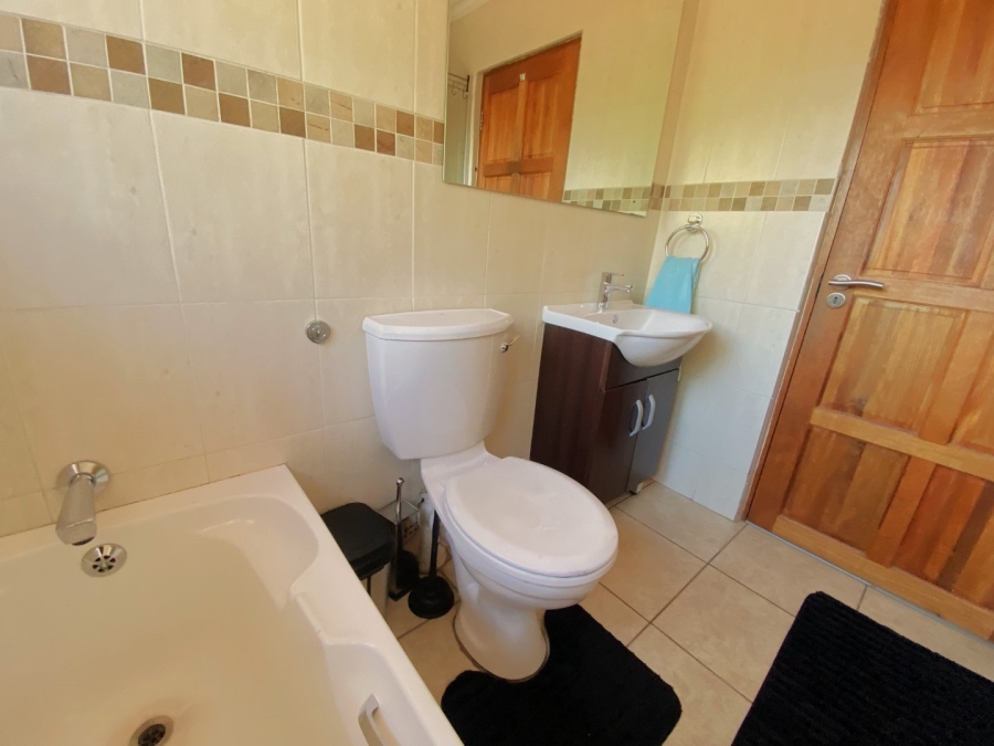 2 Bedroom Property for Sale in Fairland Gauteng