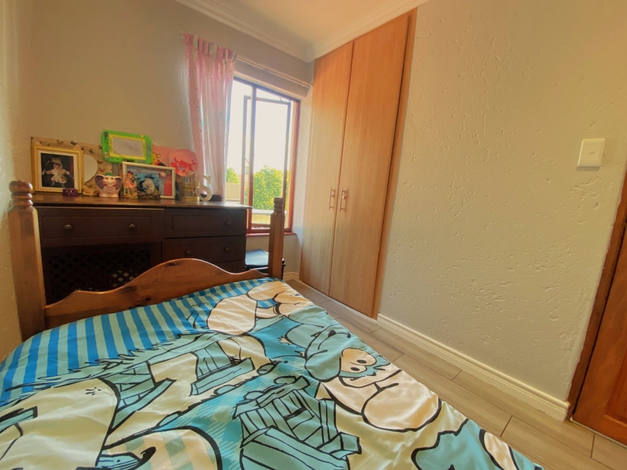 2 Bedroom Property for Sale in Fairland Gauteng