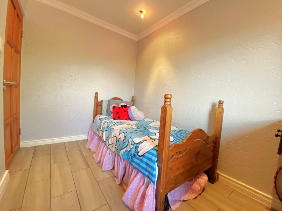 2 Bedroom Property for Sale in Fairland Gauteng