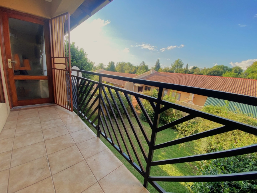 2 Bedroom Property for Sale in Fairland Gauteng