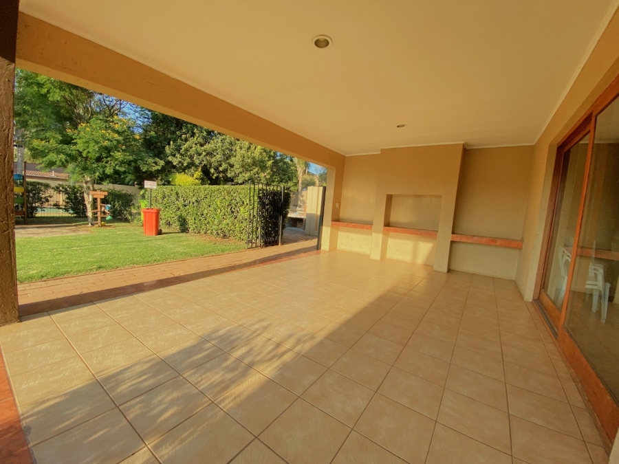 2 Bedroom Property for Sale in Fairland Gauteng