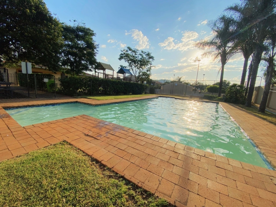 2 Bedroom Property for Sale in Fairland Gauteng