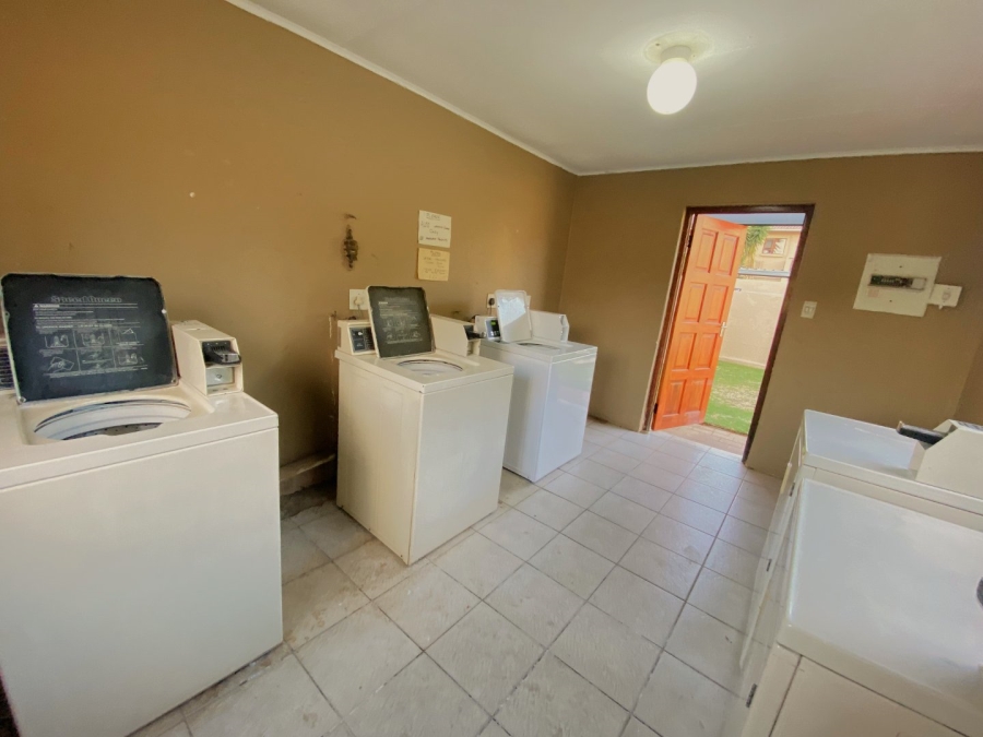 2 Bedroom Property for Sale in Fairland Gauteng