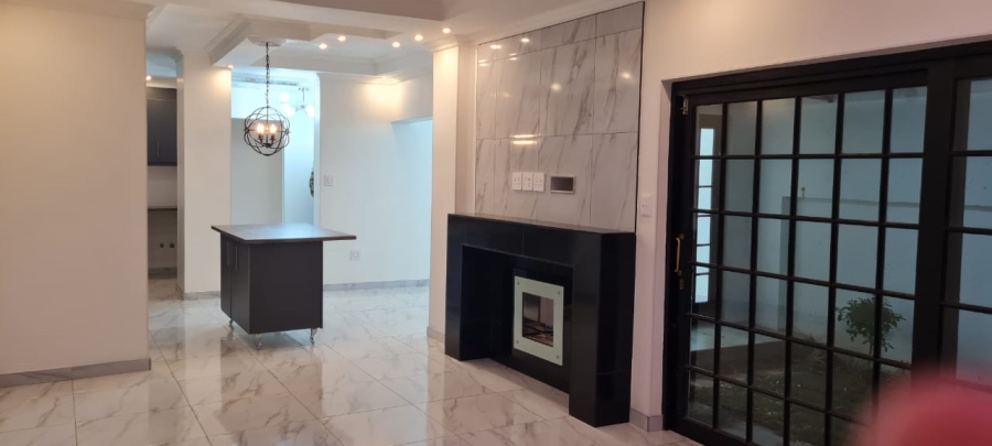 To Let 1 Bedroom Property for Rent in Monument Gauteng