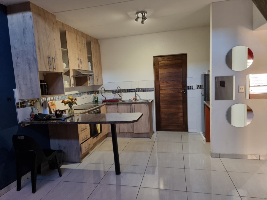 3 Bedroom Property for Sale in Honeydew Gauteng