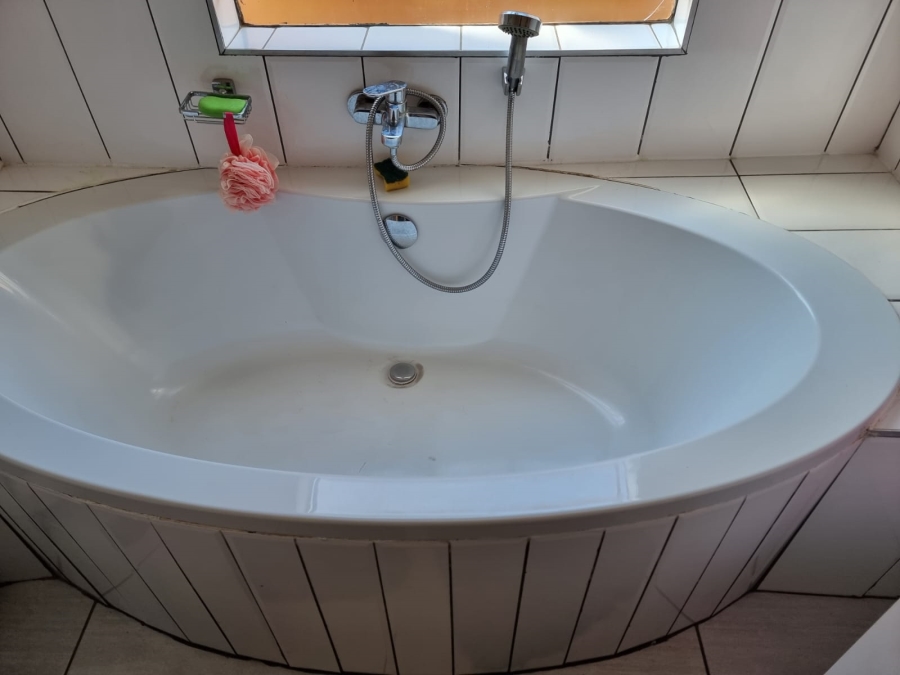 3 Bedroom Property for Sale in Honeydew Gauteng