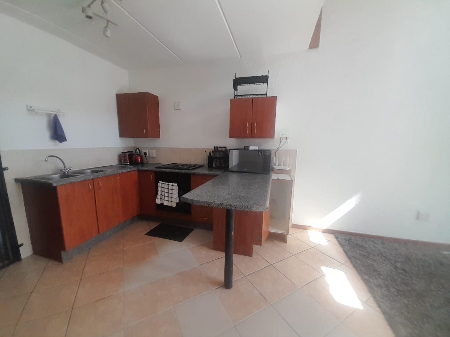1 Bedroom Property for Sale in Honeydew Gauteng