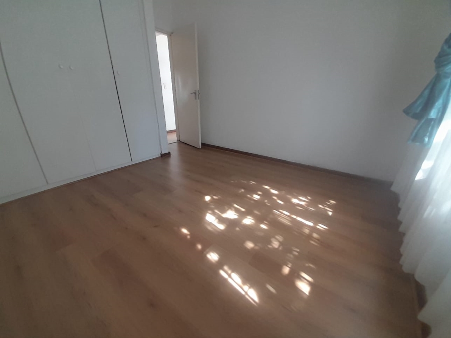 1 Bedroom Property for Sale in Honeydew Gauteng