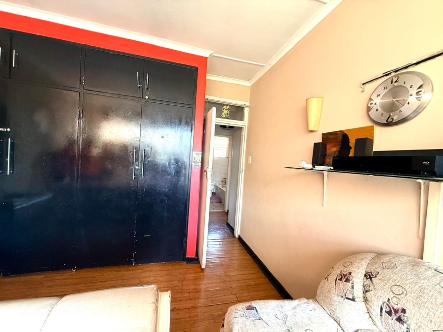 2 Bedroom Property for Sale in Windsor East Gauteng
